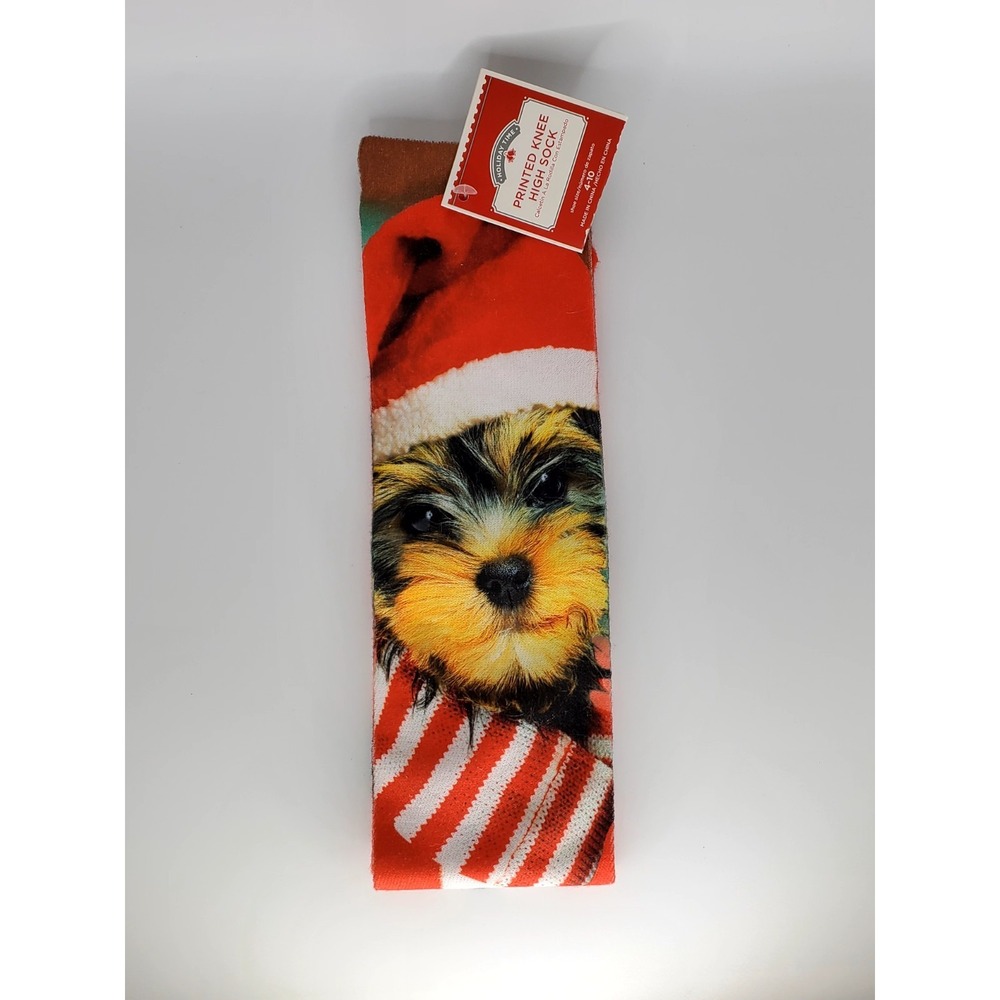 Christmas Themed Knee High Socks With A Puppy On‎ Them 🎄